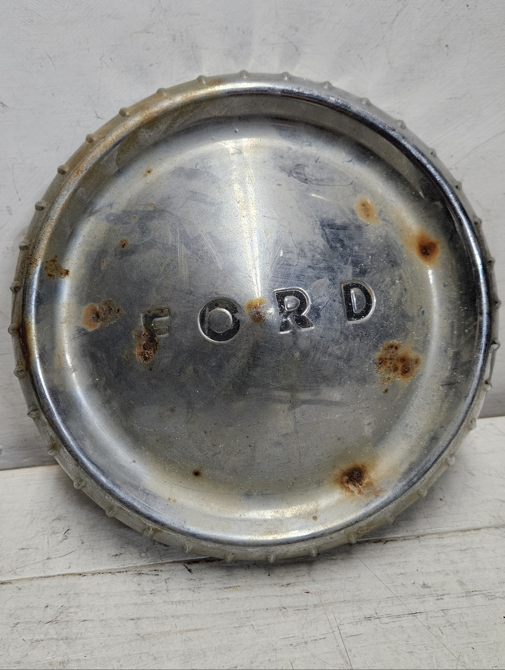 Vintage 1960s FORD Chrome Dog Dish Hubcap 9.5 inch Auto Ratrod Hotrod Wall Decor